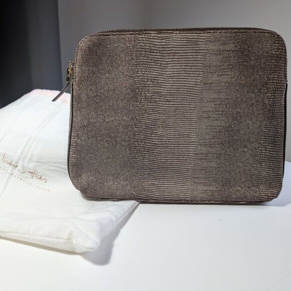 India Hicks Insider Island Gecko Brown Leather Clutch Handbag, NWOT, Dust Bag - Picture 1 of 5